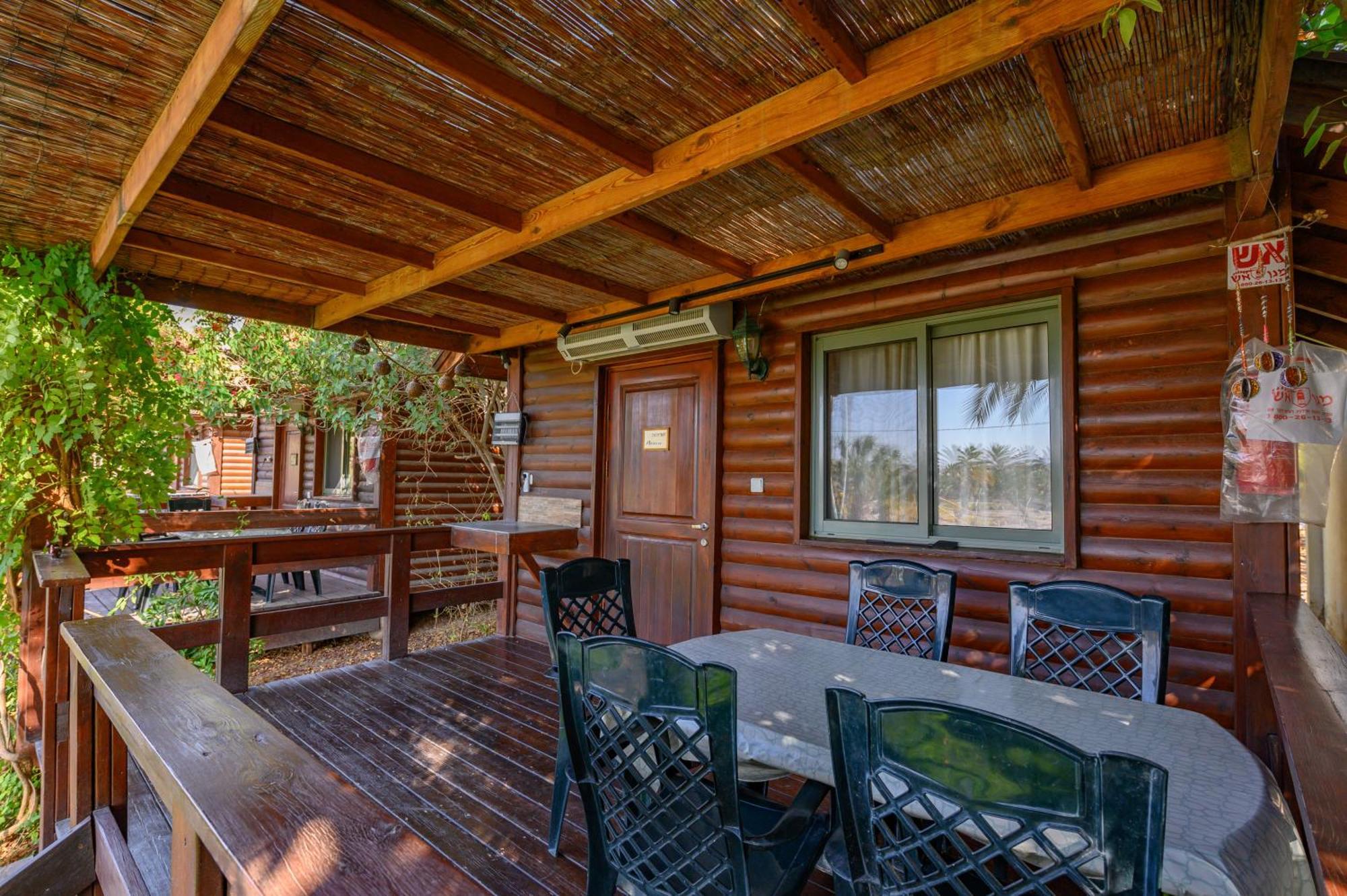 Belfer'S Dead Sea Cabins Neot HaKikar Exterior foto